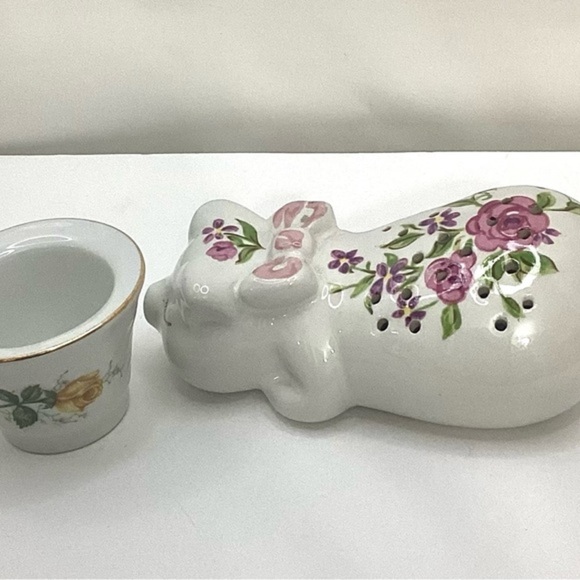 Vintage Porcelain Figurine Lot - Picture 5 of 7